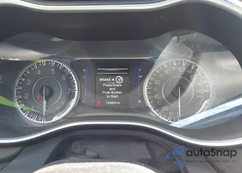 2015 Chrysler 200 Limited из США, поврежденный, VIN 1C3CCCAB5FN503366